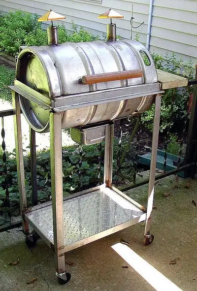 58 litre Stainless Steel Beer Keg... Perfect for the Home Brew Maker! Kegs can be used as BBQ's, Smo...