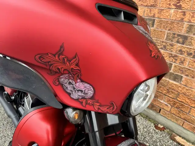 2019 Harley-Davidson Street Glide Special **CUSTOM PAINT** **CAN in Sport Touring in Markham / York Region - Image 23