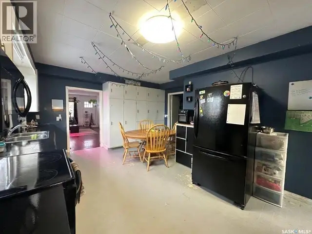 113 4th AVENUE E Kindersley, Saskatchewan in Houses for Sale in Saskatoon - Image 10