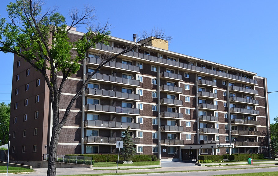 2 Bedroom Suites in River Heights on Grant Avenue Long Term Rentals