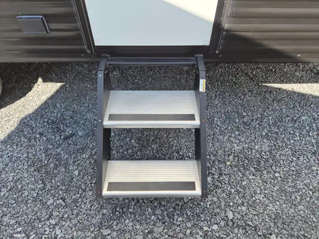 2022 Keystone Springdale Mini 1740RK in Travel Trailers & Campers in Ottawa - Image 11