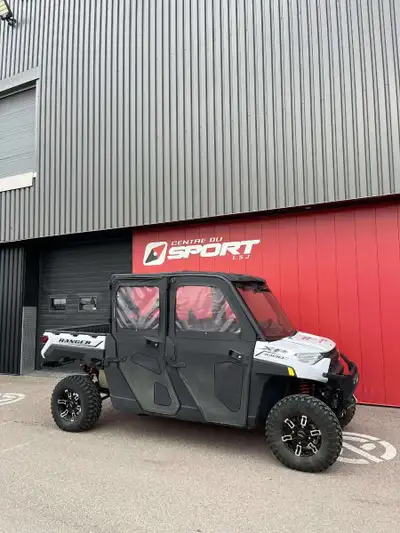 Cabine complète avec chauffage Centre du sport Lac-St-Jean à Alma