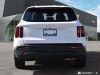 Previous Daily Rental: Window Grid Antenna, Wheels: 7.0J x 17 Alloy, Wheels w/Silver Accents, Variab... (image 4)