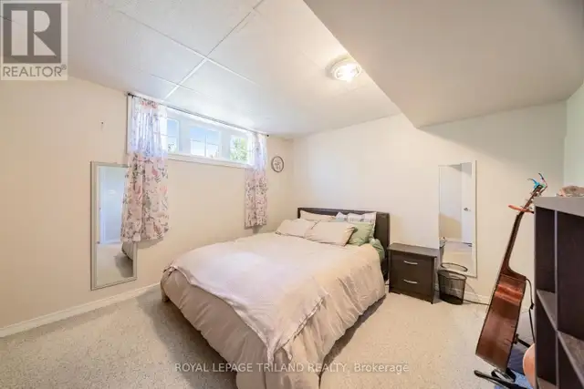 10234 JULIE AVENUE Lambton Shores (Grand Bend), Ontario in Houses for Sale in Grand Bend - Image 40
