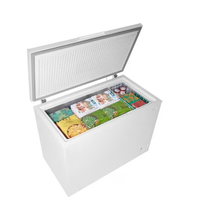 Rca / Insignia 3.5 cu.ft. Chest Freezer $129.00 No Tax!! in Freezers in City of Toronto - Image 4