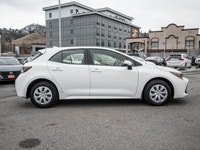 No Accidents - Keyless Ignition - Backup Camera - Air Conditioning - Auto Climate Control The 2019 T... (image 9)