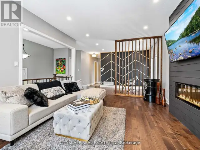 2241 LYNESS AVENUE Oakville (BC Bronte Creek), Ontario63006662987649124