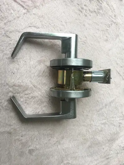 poigner de porte intérieur couleur argent, View more