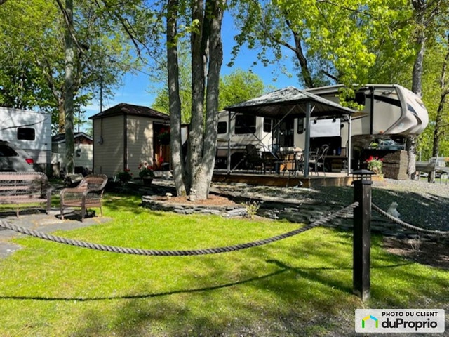 $275,000 - Recreation lot for sale in Hatley — photo 1