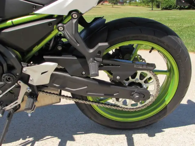 2021 Kawasaki Z650 ABS in Sport Bikes in Leamington - Image 20