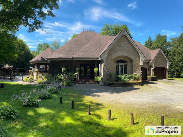 $1,299,000 - Bungalow for sale in Brownsburg-Chatham — photo 1