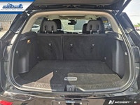 Look at this certified 2023 Buick Encore GX Select AWD | Sunroof | Nav | HUD | 360 Camera | Adaptive... (image 9)