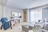 Broadstreet's Evergreen Bend offers 1, 2, and 3 bedroom pet friendly apartments for rent, in the nat... (image 7)