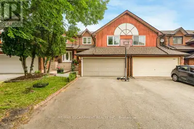 Welcome to 2597 Addingham Crescent in Oakville's highly sought-after Clearview community-an exceptio...