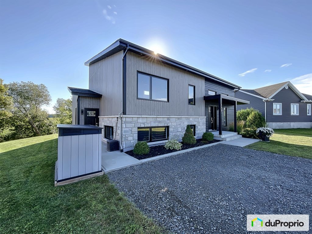 $579,500 - Bungalow for sale in Ste-Ursule — photo 2