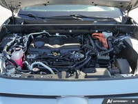 Experience the best of both worlds – exhilarating power and incredible fuel efficiency – in this imp... (image 7)