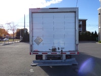 Automatique à 6 vitesses - RWD, 119,000 km (certifié), Édition "E-450 176", 2 passagers, Air climati... (image 3)