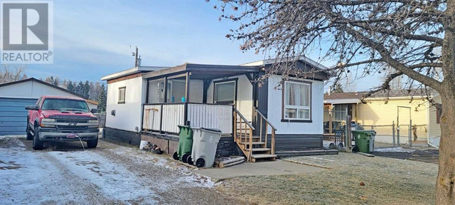 610 52 Street Edson, Alberta in Houses for Sale in St. Albert