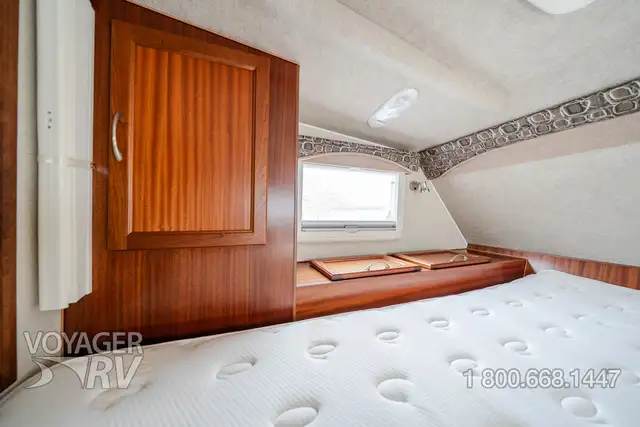 2017 Northern Lite Special Edition 10.2 in Travel Trailers & Campers in Kelowna - Image 17
