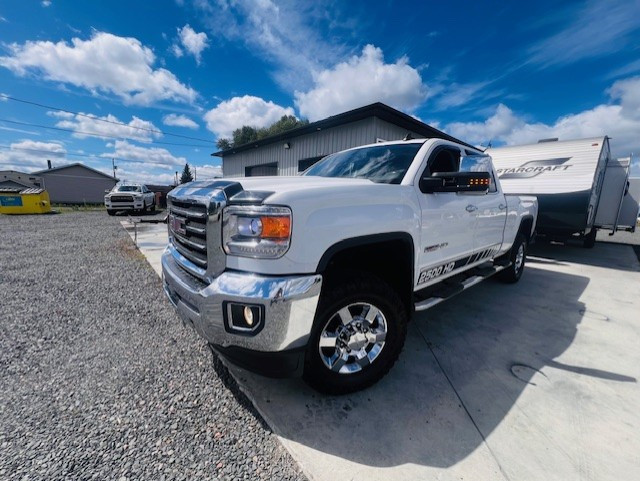 2015 GMC SIERRA 2500 ALL TERRAIN 4X4 * 6.0L V8 * CERTIFIED in Cars & Trucks in Sudbury