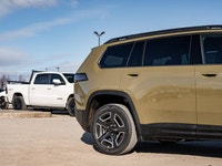 Welcome to Barrie Dodge Chrysler Jeep. The 2026 Jeep Cherokee Laredo is a brand new compact SUV that... (image 8)