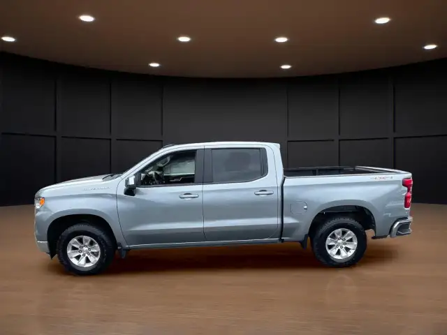 2025 Chevrolet Silverado 1500 LT --Power Seat-Great Shape-