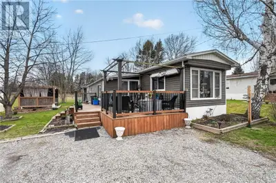 Quiet, year-round country living in Ellsworth Acres Mobile Home Community in Wainfleet. Whether you'...