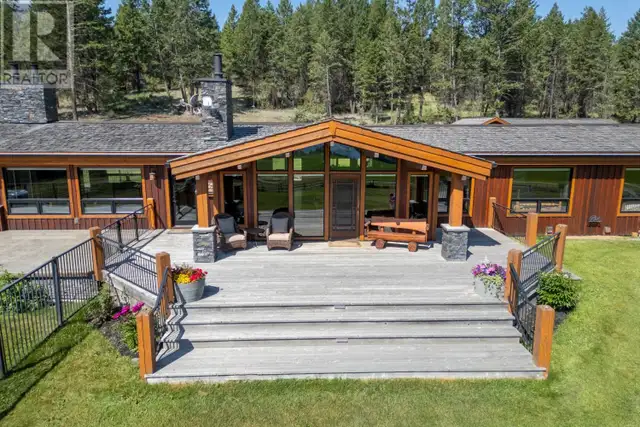 2175 WESTSIDE Road Invermere, British Columbia in Houses for Sale in Revelstoke - Image 9