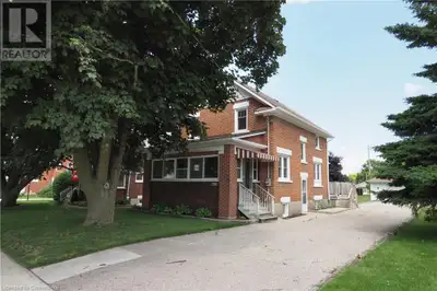 Welcome to quant town of St. Jacobs, where life seems to slow down to an enjoyable speed. With eveni...
