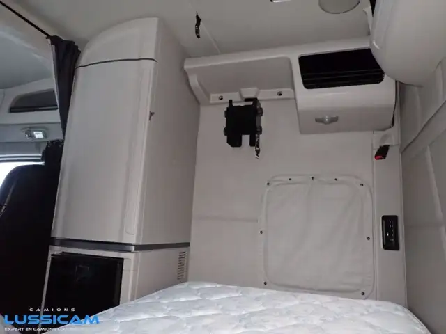 2019 Peterbilt 579 in Heavy Equipment in Longueuil / South Shore - Image 25