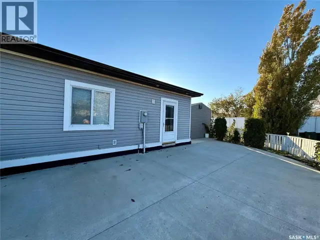 106 7th STREET W Kindersley, Saskatchewan in Houses for Sale in Saskatoon - Image 5