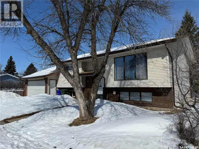 1498 Lacroix STREET Prince Albert, Saskatchewan in Houses for Sale in Prince Albert - Image 4
