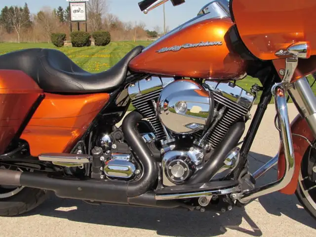 2015 Harley-Davidson FLTRXS Road Glide Special 103 Motor 52,000  in Sport Touring in Leamington - Image 7