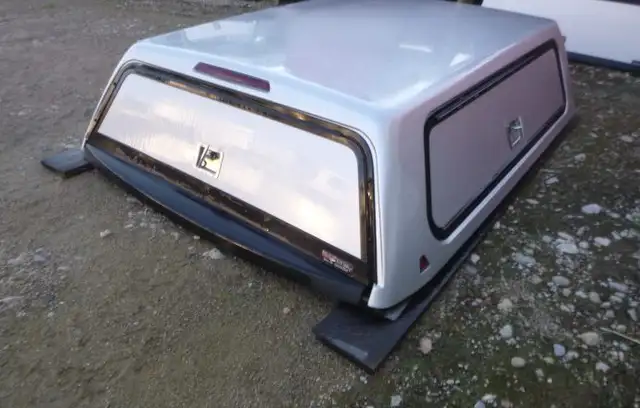 2019 - 2025 Chevrolet Silverado 1500 6'6 GAN Blade Silver Metall in Other Parts & Accessories in Kitchener / Waterloo - Image 2