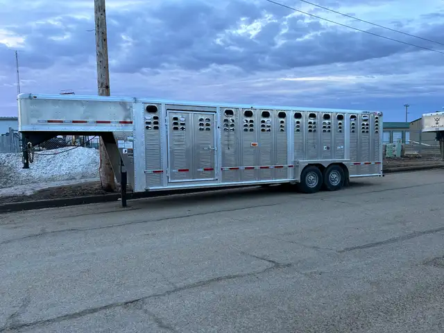 2026 Wilson RANCH HAND 26' in Heavy Equipment in Edmonton - Image 2