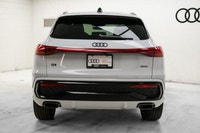 This Audi Q5 boasts a Intercooled Turbo Gas/Electric I-4 2.0 L/121 engine powering this Automatic tr... (image 6)