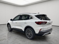 POWER OPEN/CLOSE PANORAMIC VISTA ROOF W/POWER SHADE, CLASS II TRAILER TOW PKG, NAVIGATION SYSTEM, LA... (image 5)