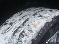 Experience exhilarating performance and refined comfort in the 2024 Cadillac XT5 AWD Sport. Powered... (image 6)