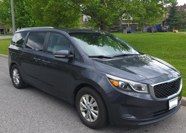 2016 Kia Sedona 8-Seater, Safety Certified, Great Condition in Cars & Trucks in Ottawa