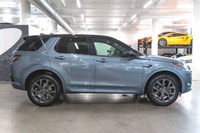 Land Rover Discovery Sport 247hp R-Dynamic SE 2023: - Extérieur métallisé bleu BYRON avec intérieur... (image 6)