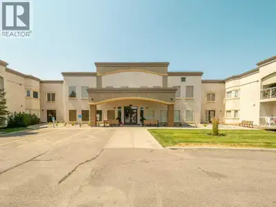 Well taken care of top floor condo unit very close to elevator and parking! Watch the morning sun co...