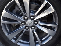 Designed for discerning families who demand both elegance and utility, the 2022 Cadillac XT6 Premium... (image 8)