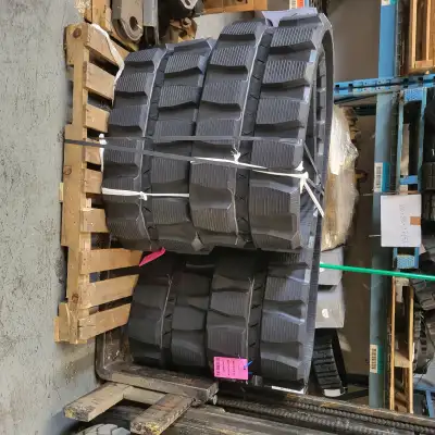 Rubber tracks on sale for Bobcat E45, 337, E50, 341 E55 435 E60, size 400x72.5x74 or 400x72.5Wx74 Ca...