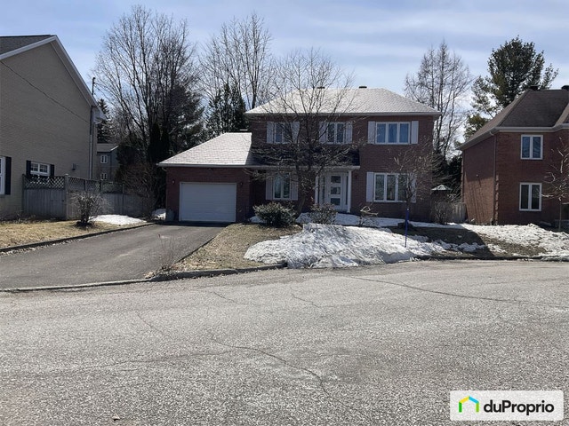 $885,000 - 2 Storey for sale in Cap-Rouge — photo 1