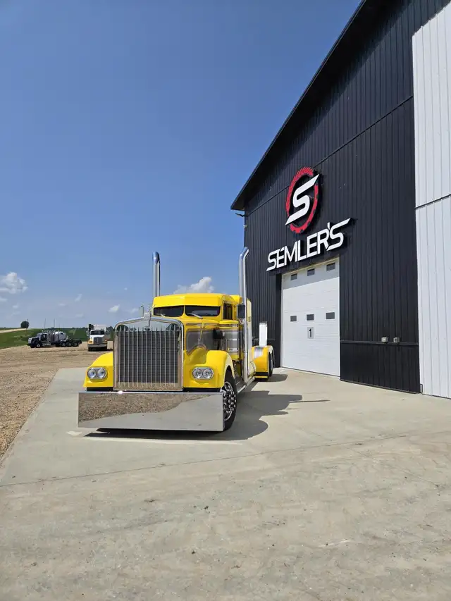 1980 KENWORTH W900 in Heavy Trucks in Kamloops - Image 3