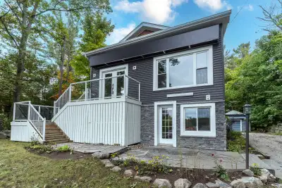 Commericial Property – Port Carling Seize the opportunity to establish your business in this premium...
