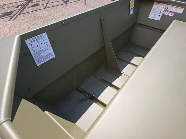 2026 Lund 1648MT Jon Boat in Powerboats & Motorboats in Edmonton - Image 10