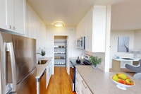 STUDENT-FRIENDLY 3 BEDROOM 1.5 BATHROOM APARTMENT FOR RENT IN LONDON! STEPS TO THE UNIVERSITY OF WES... (image 1)