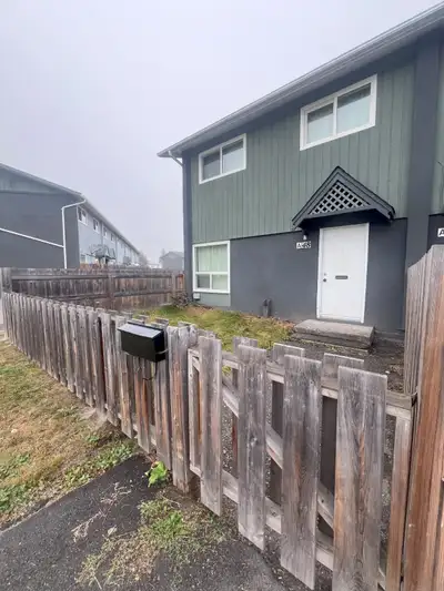 Available NOW for a 1 year lease End unit in A block of Alpine Village $1,800/M Utilities not includ...