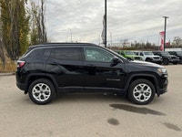 This 2025 JEEP COMPASS LATITUDE 4X4 has the following options Premium Cloth/Vinyl Bucket Seats, Remo... (image 6)